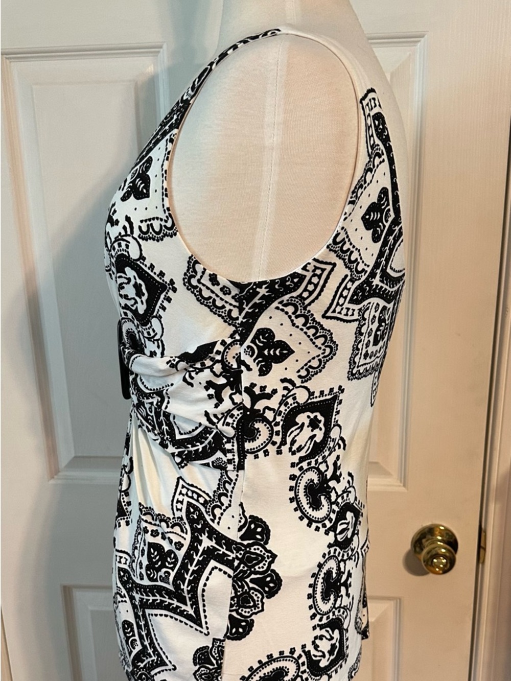 Cache Dressy Top - Picture 4 of 9